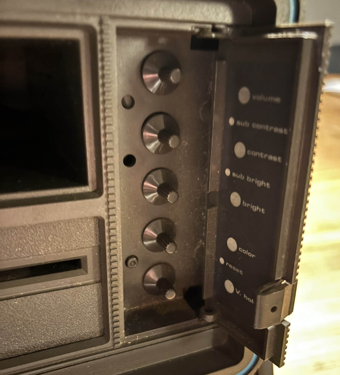 commodore 64 sx  monitor settings